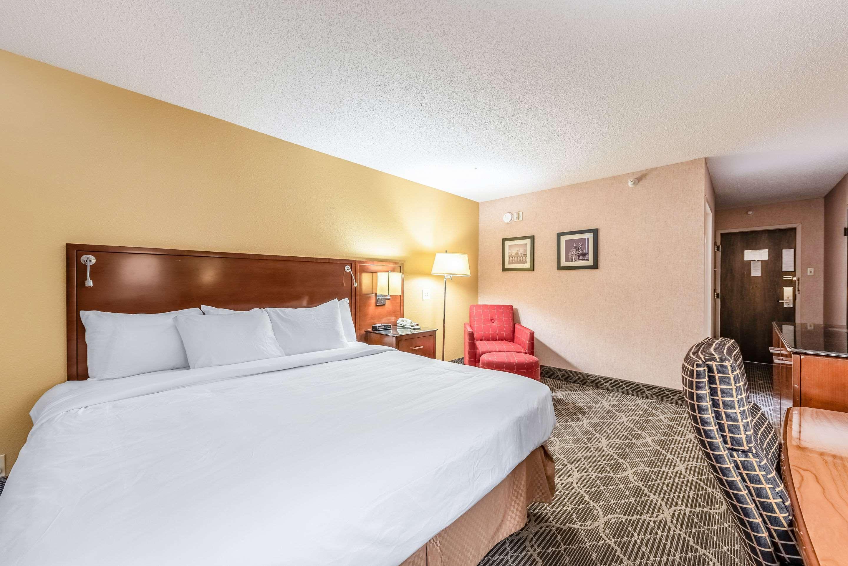 Quality Inn & Suites Brainerd Bagian luar foto