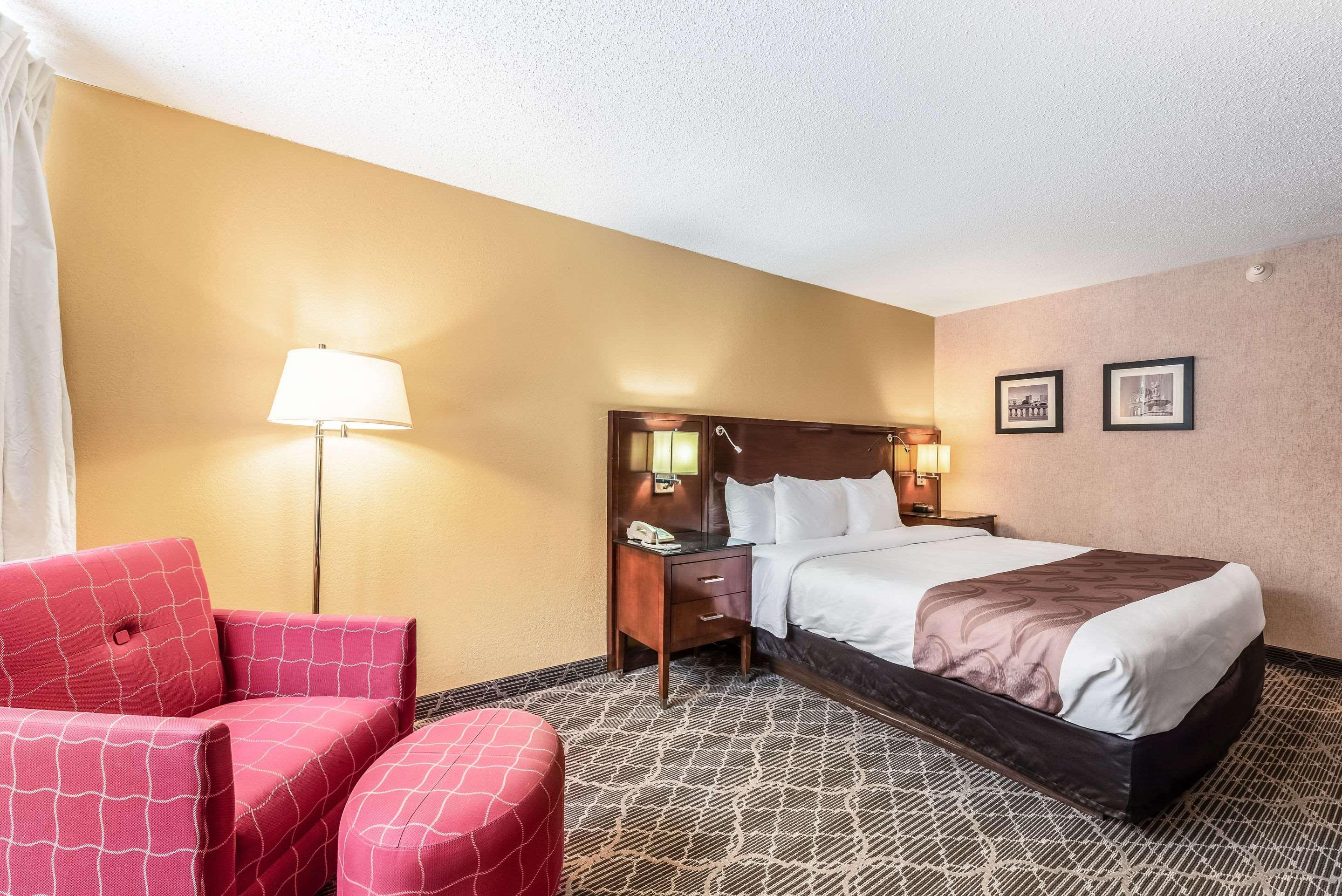 Quality Inn & Suites Brainerd Bagian luar foto