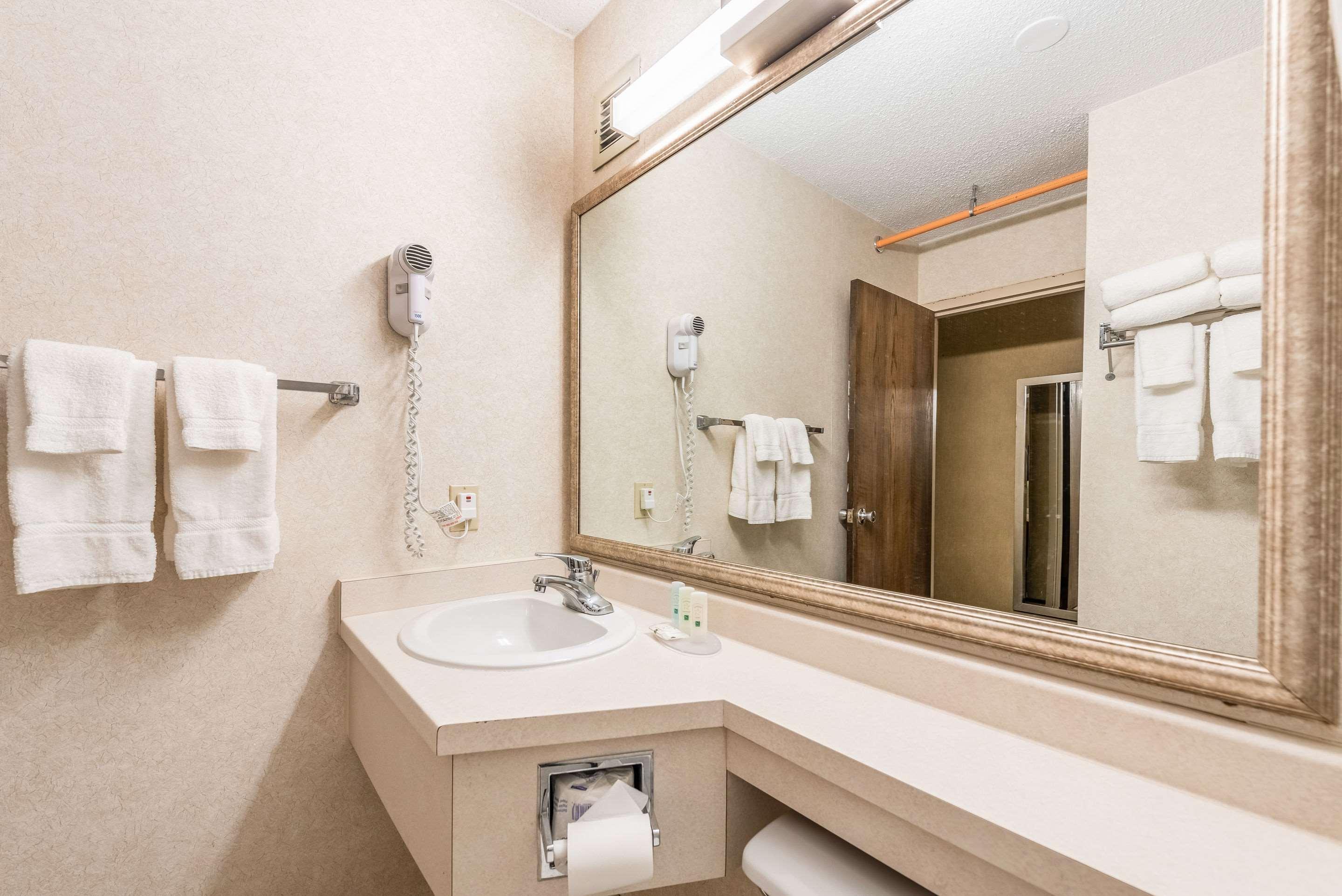 Quality Inn & Suites Brainerd Bagian luar foto
