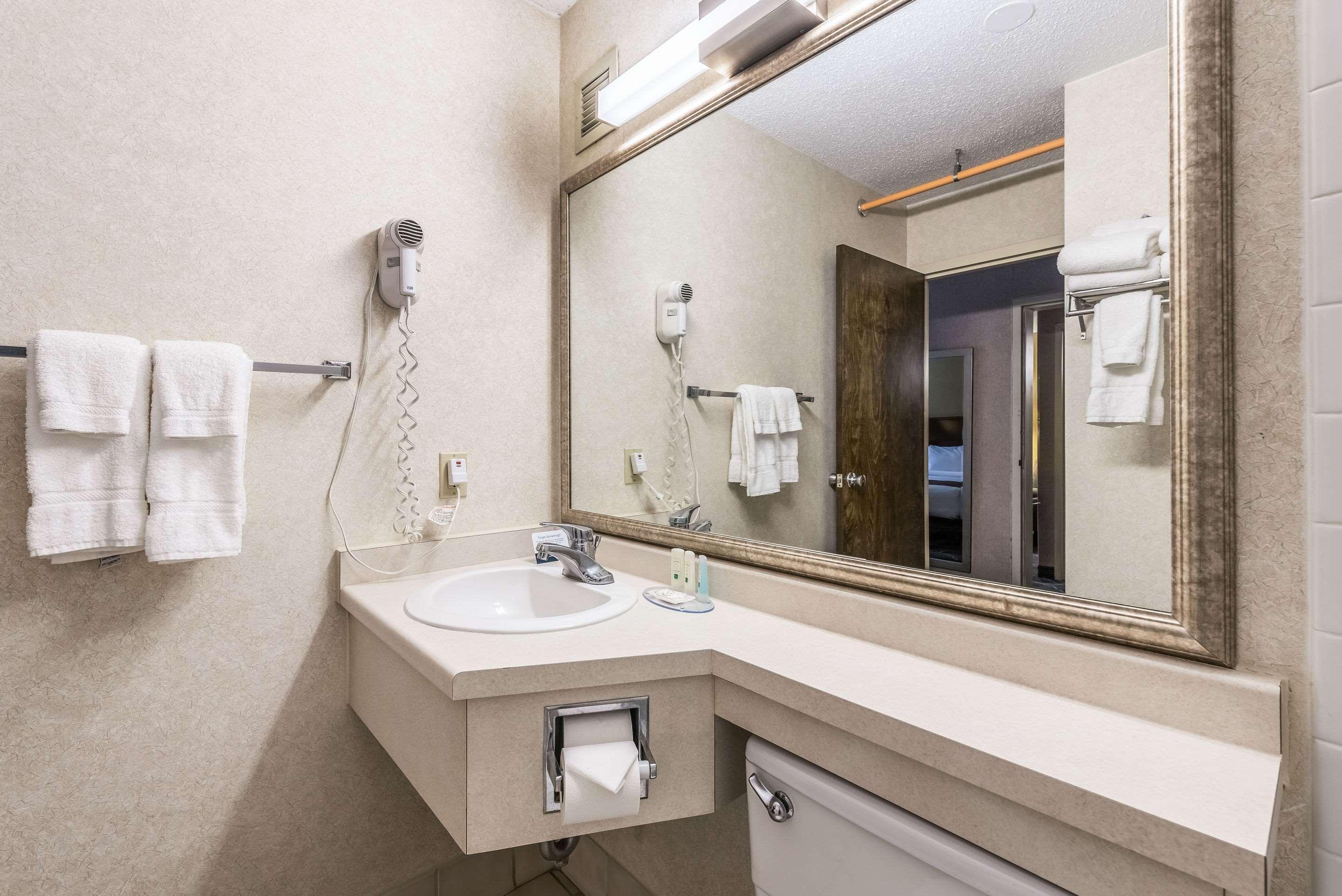 Quality Inn & Suites Brainerd Bagian luar foto