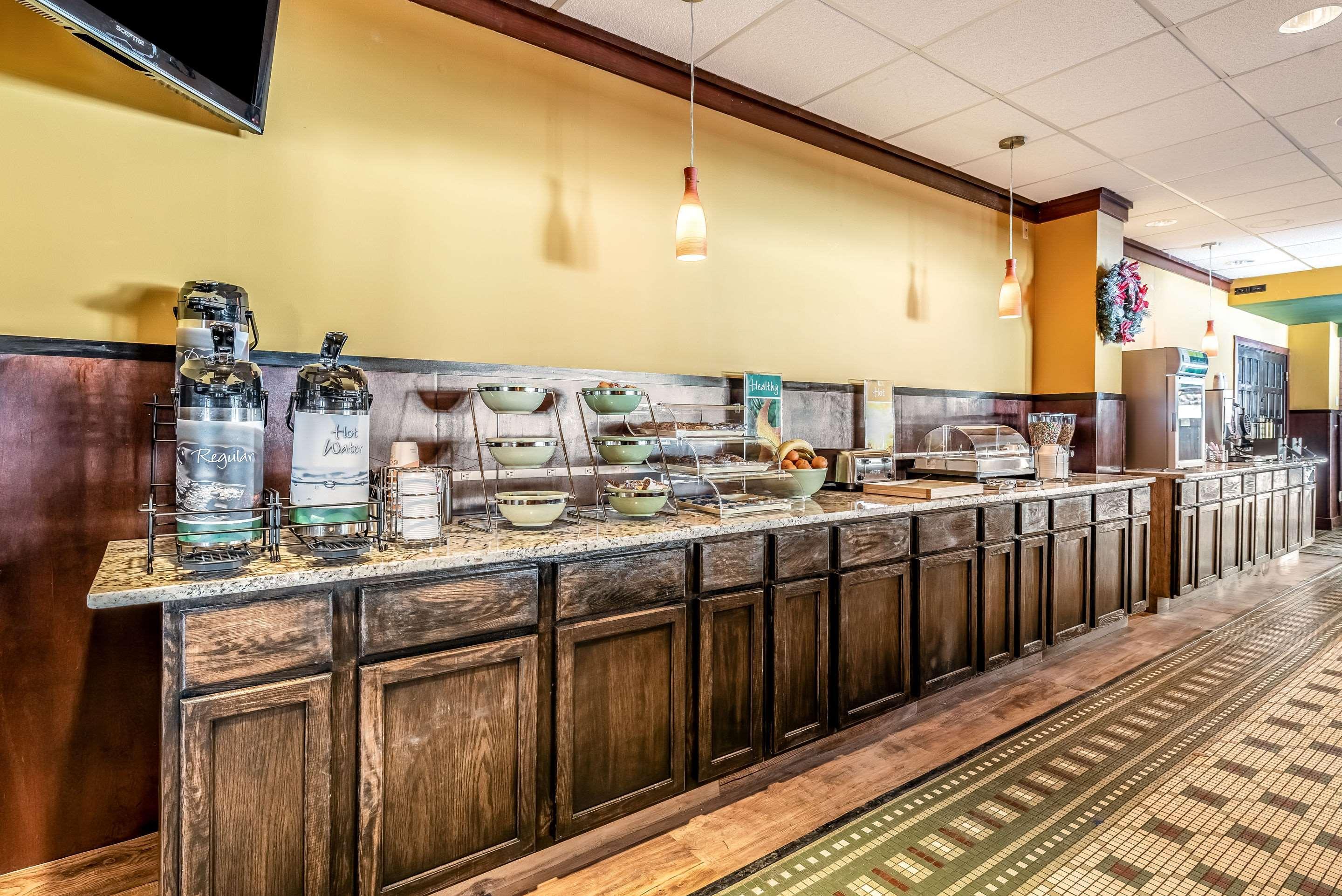 Quality Inn & Suites Brainerd Bagian luar foto