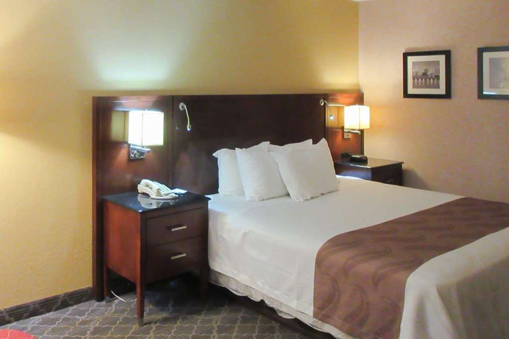 Quality Inn & Suites Brainerd Ruang foto